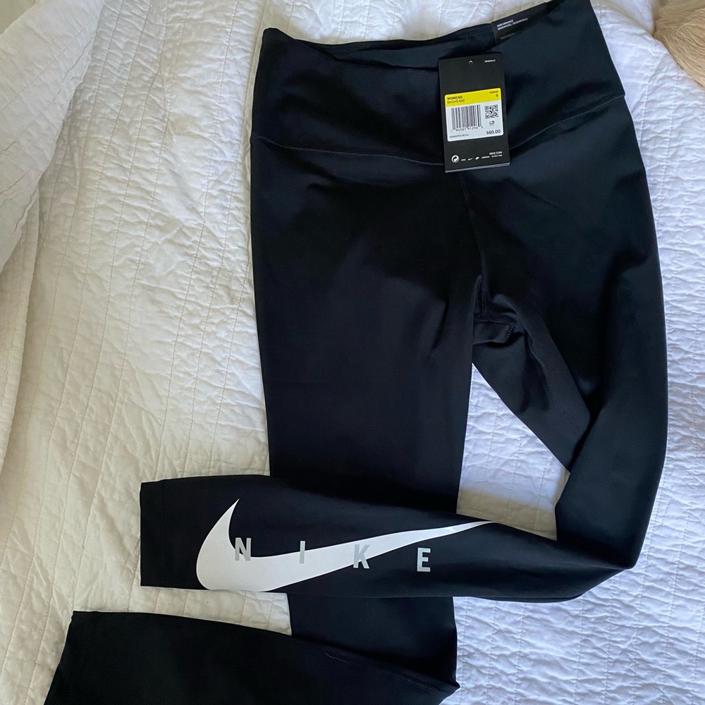 Nike dri fit 7/8 length leggings new with tags